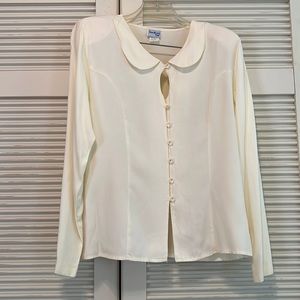 Sweet Keyhole Ivory Blouse🗝️❤️